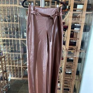 Pant in faux cuir brown in 34